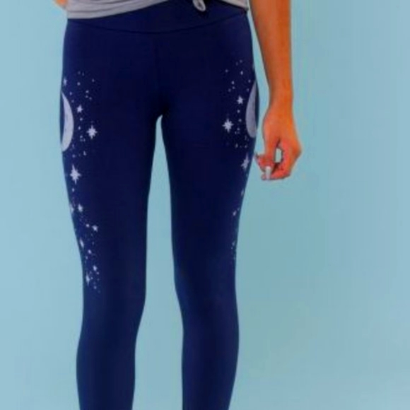 USA Made Eco Friendly Moon & Star Leggings - Picture 5 of 7